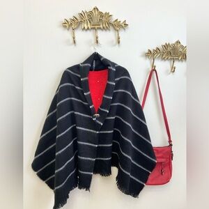 🆕Black white striped scarf/shawl
